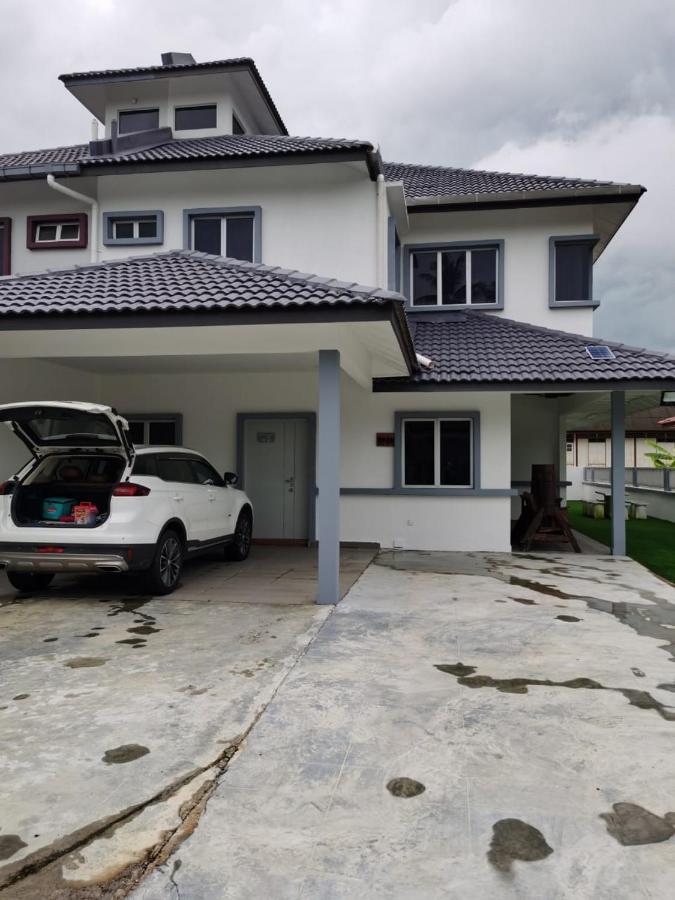 XHQ Home Stay - PD Mahkota (30 Pax) - B&B