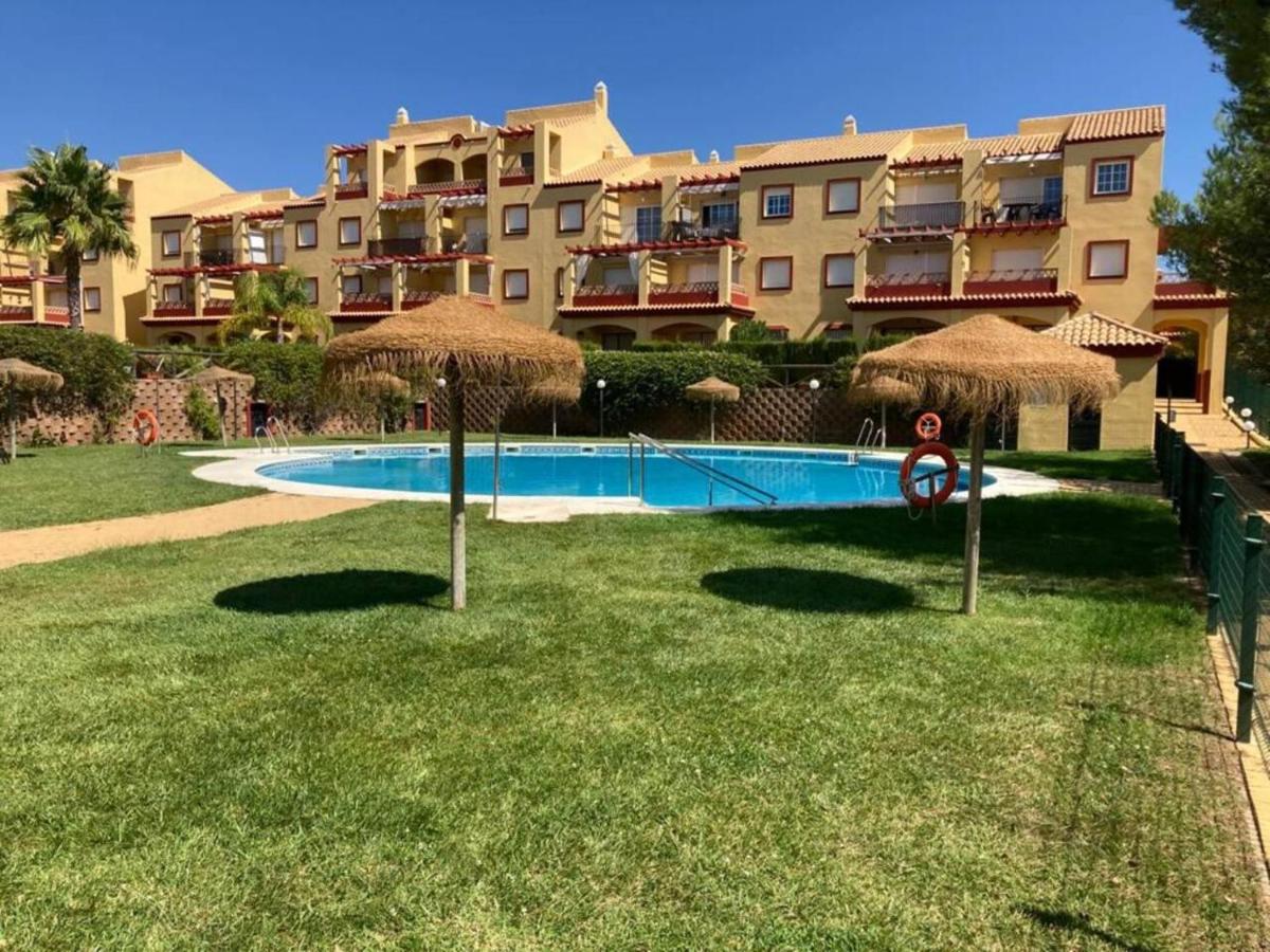 B&B Ayamonte - Charming 2-Bed Apartment near Ayamonte with pool - Bed and Breakfast Ayamonte