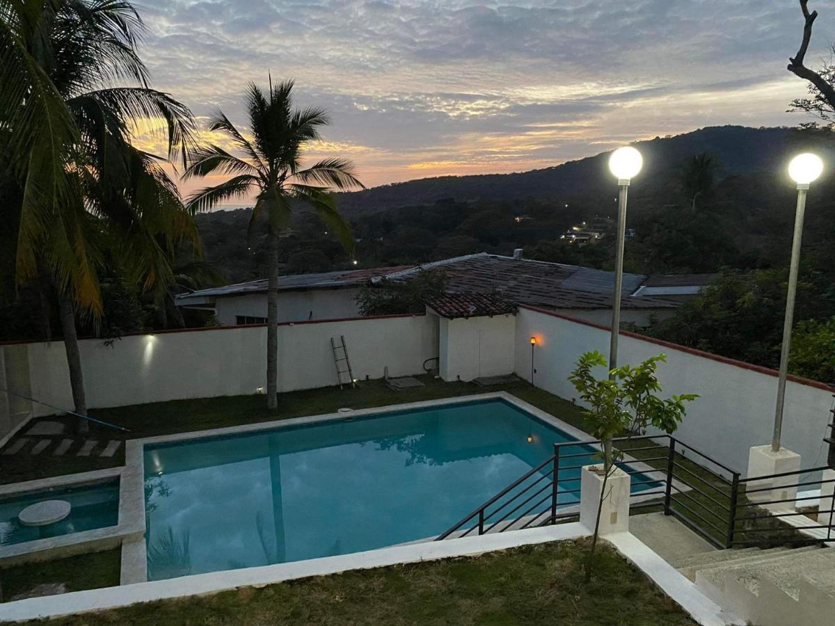 Habitaciones Casa Cuscatlan - B&B