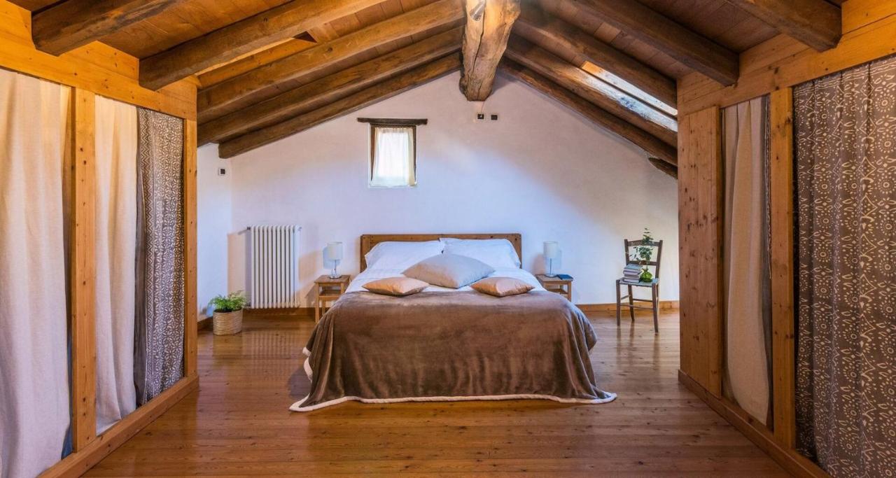 B&B Orsenigo - Rustico ed Elegante - Molina 3 by Holiday Solutions - Bed and Breakfast Orsenigo