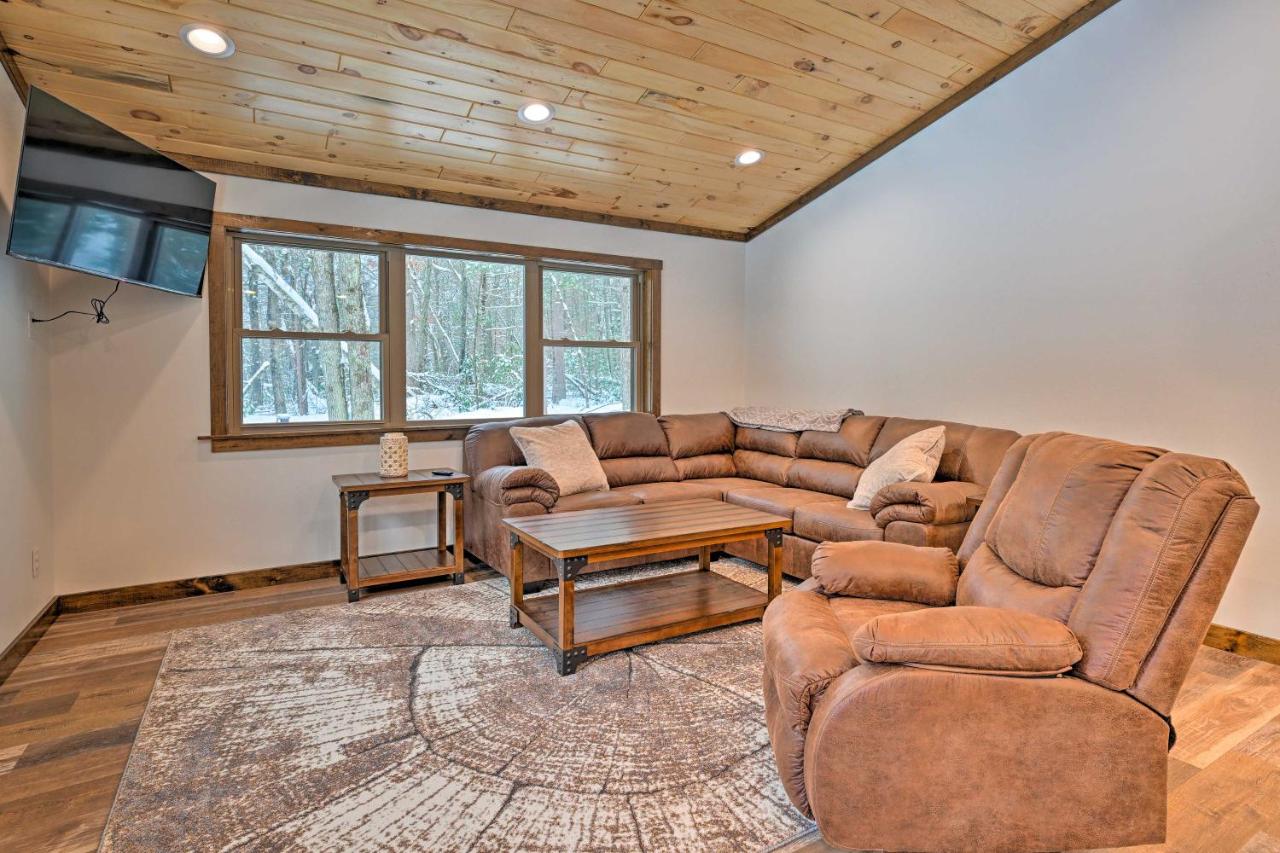 B&B Hatfield - Vacation Rental Cabin Near Lake Arbutus! - Bed and Breakfast Hatfield