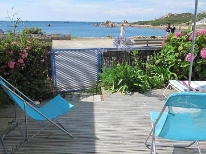 B&B Plougasnou - Apartment in top location with fantastic sea view, Primel, Plougasnou - Bed and Breakfast Plougasnou