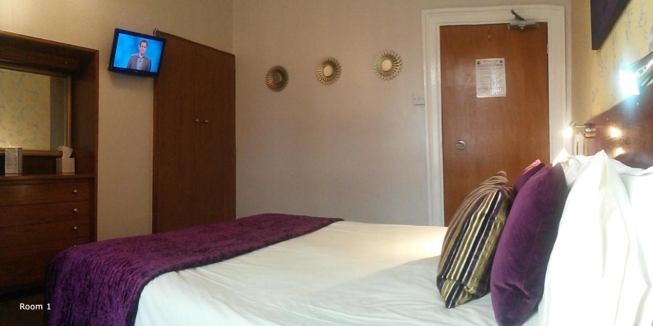 Rm 1 Double Room - First Floor