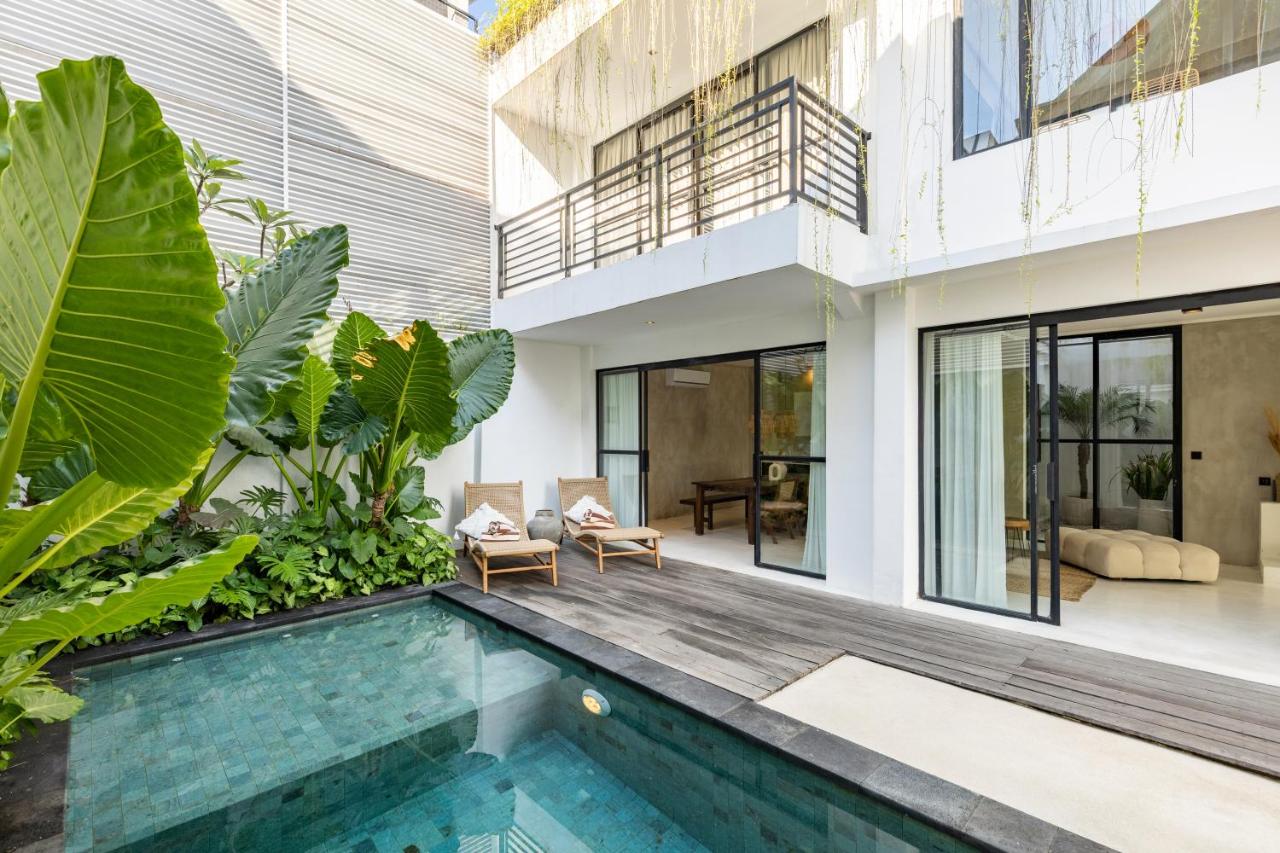 4BR Luxe Pool Villa-canggu near Finns-Wifi,Parking - B&B Canggu
