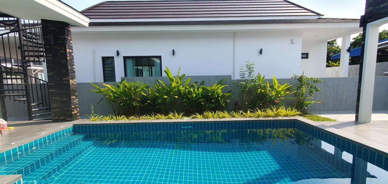 Aranya pool villa - B&B Ban Phu Yai