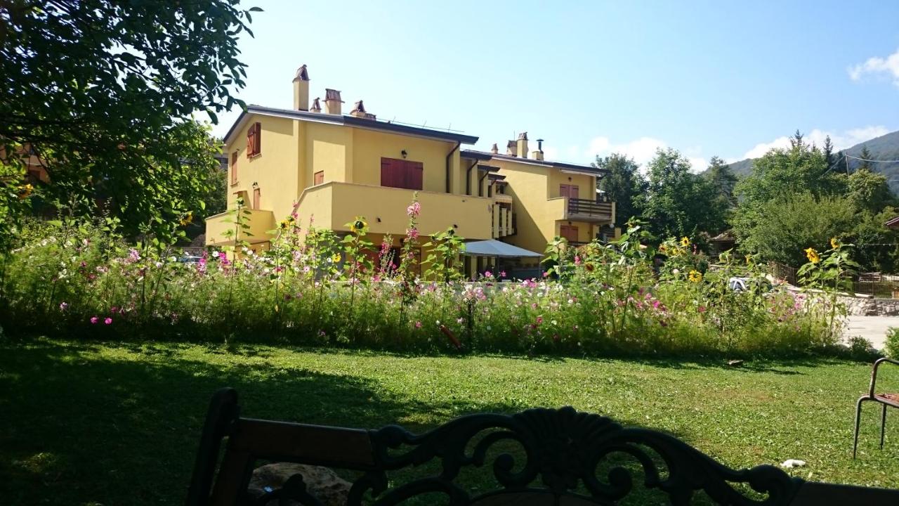 B&B Barrea - appartamento panoramico con parcheggio privato - Bed and Breakfast Barrea