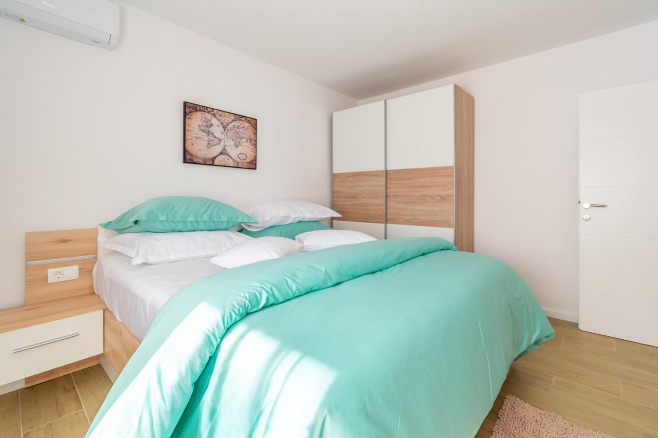 City Apartment 4 & 6 - B&B Makarska