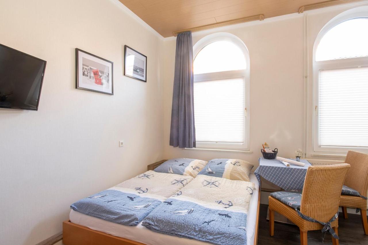 Apartment mit Blick auf den Hinterhof