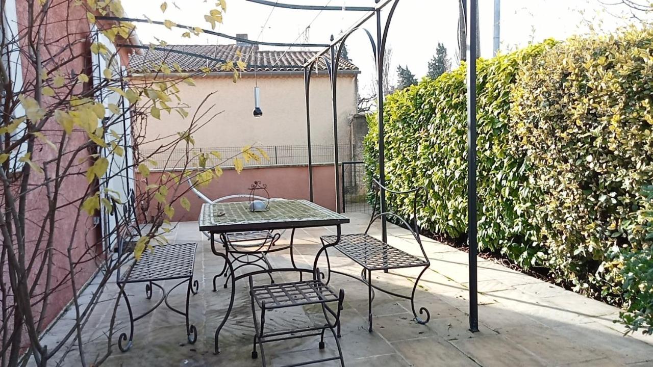 Villa climatisée avec piscine - B&B