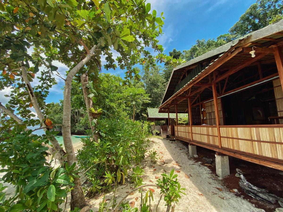 Raja Ampat Eco Lodge - B&B