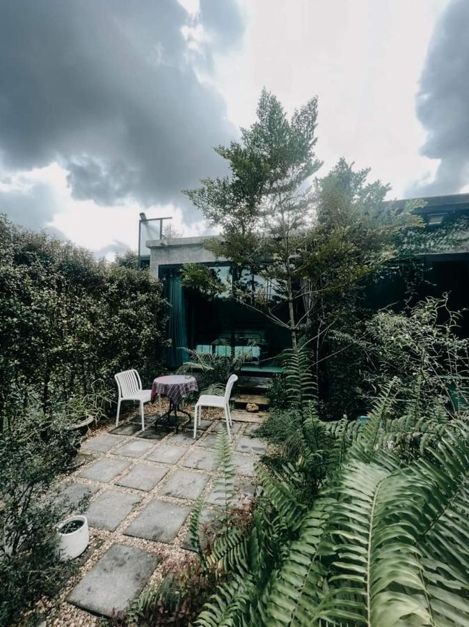 Triple Room with Garden View