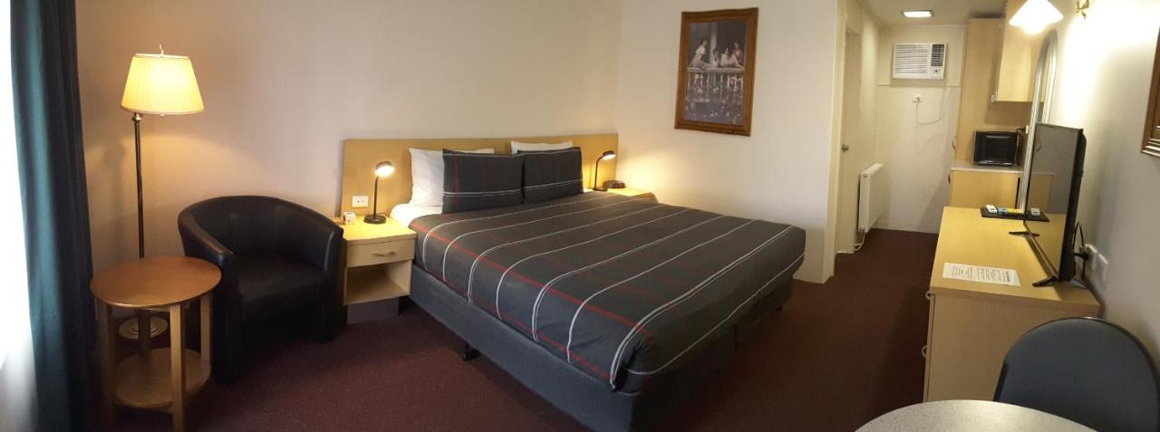 B&B Cooma - Cooma Motor Lodge Motel - Bed and Breakfast Cooma