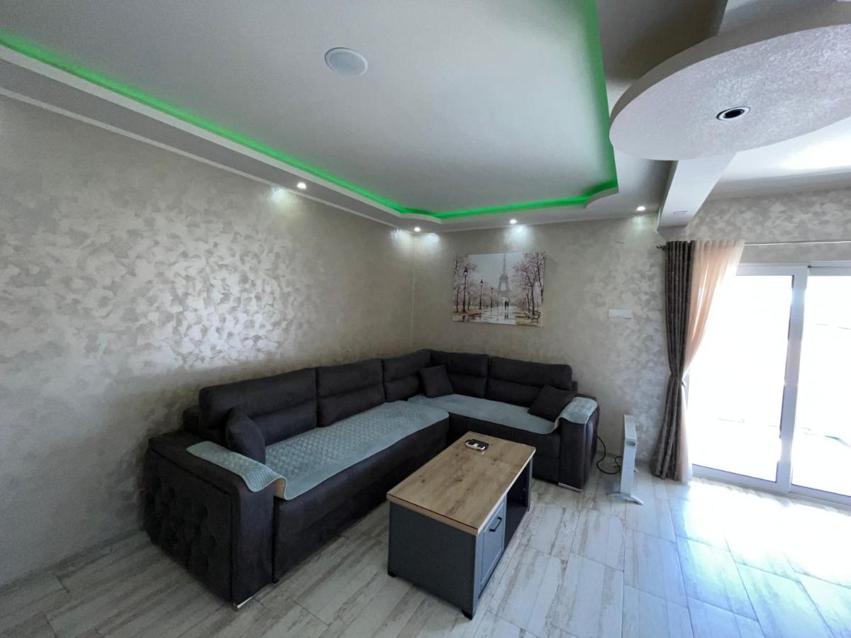 Cezar Apartment 2 - Chambres d’hôtes