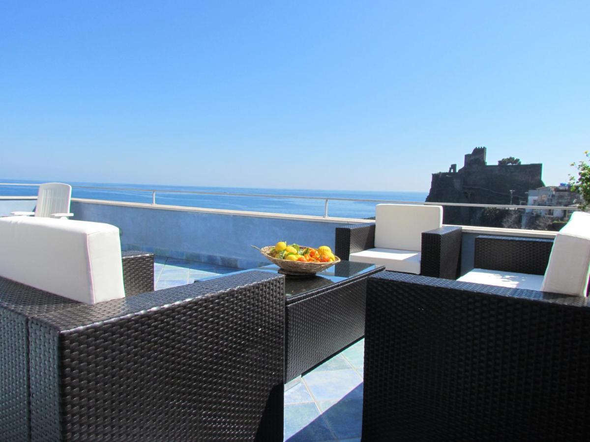 B&B Aci Castello - La Terrazza sul Mare - Bed and Breakfast Aci Castello