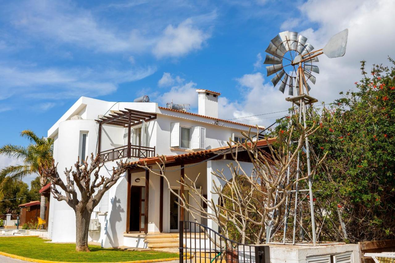 Cape Greco Palm Trees Villa - B&B