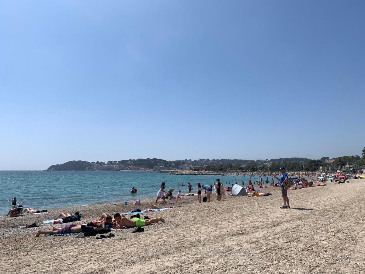 Confort absolu à Sanary, l'appart de la mer, tout à pied, le port, la plage, clim et garage - B&B