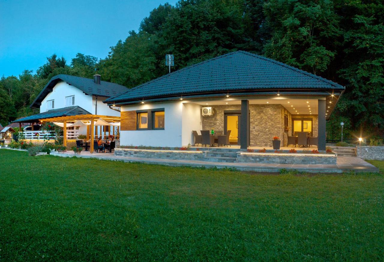 Apartment mit Terrasse