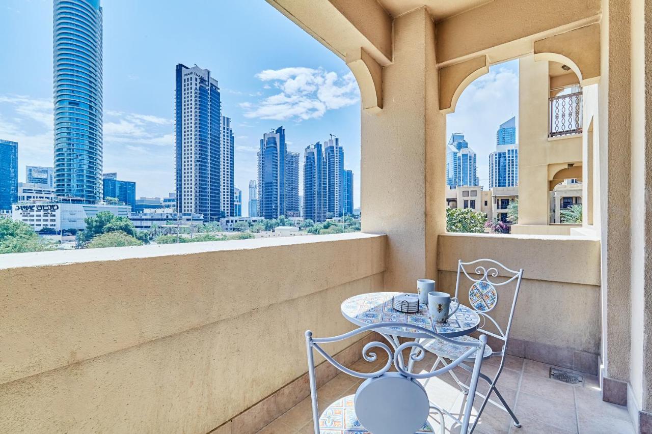 Golden homes Old Town 1BR Reehan -01 miniPalais Beside Burjh & Dubai mall Downtown - Chambres d’hôtes