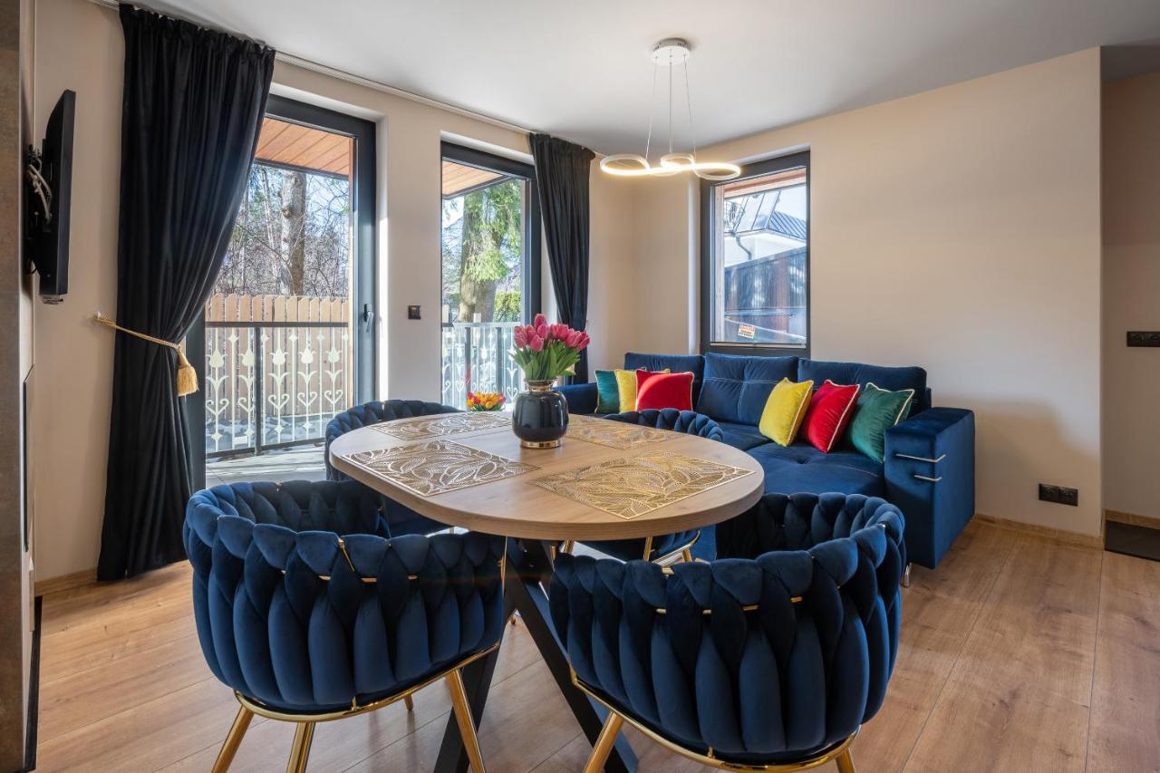 Deluxe Apartment with Balcony 1