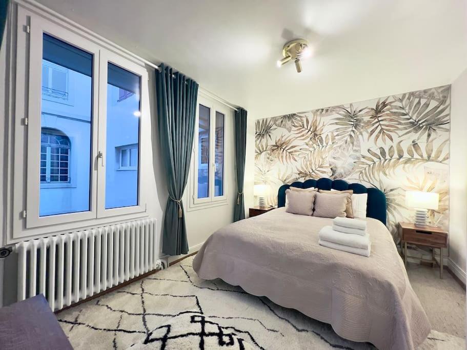 Exquisite one-bedroom apartment on Av du Casino - Chambres d’hôtes