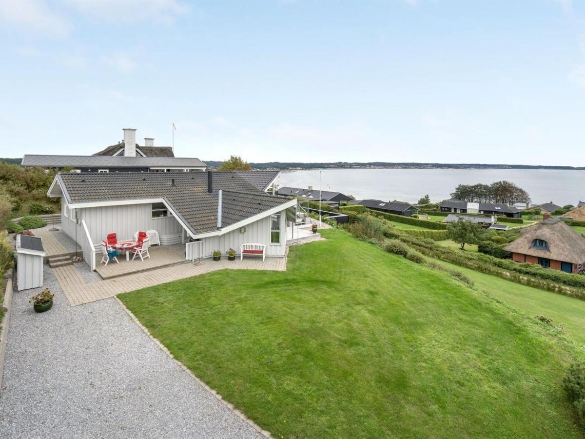 B&B Ebeltoft - Holiday Home Eilen - 250m from the sea in Djursland and Mols by Interhome - Bed and Breakfast Ebeltoft