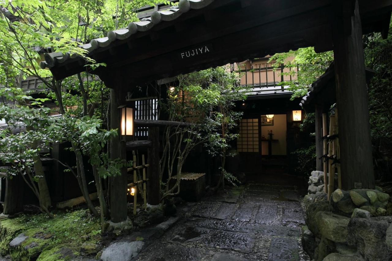 Fujiya - B&B Akababa