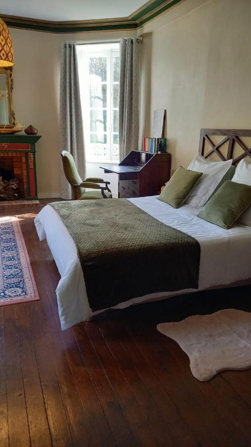 Camera Quadrupla Deluxe