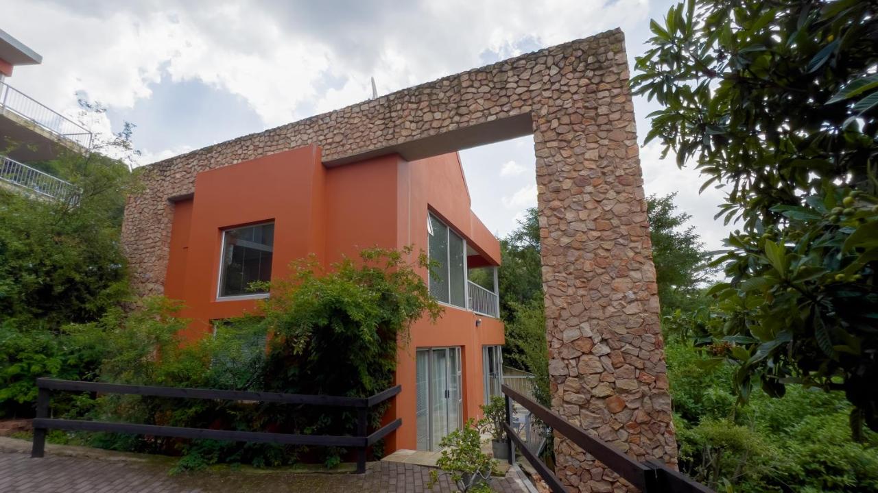 Studio with Garden View