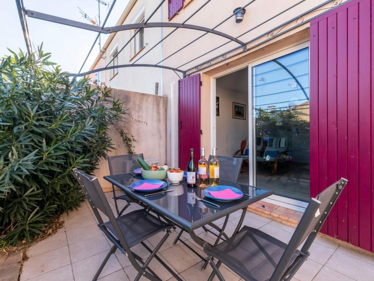 B&B Aigues-Mortes - Holiday Home L'Abrivado by Interhome - Bed and Breakfast Aigues-Mortes