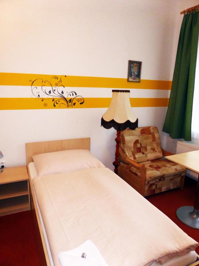 Camera Singola con Letto Supplementare