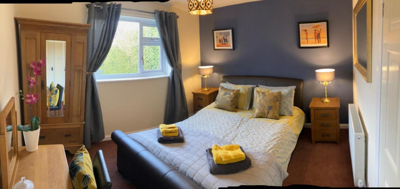 B&B Llandudno Junction - Ogilvie Lodge - Bed and Breakfast Llandudno Junction