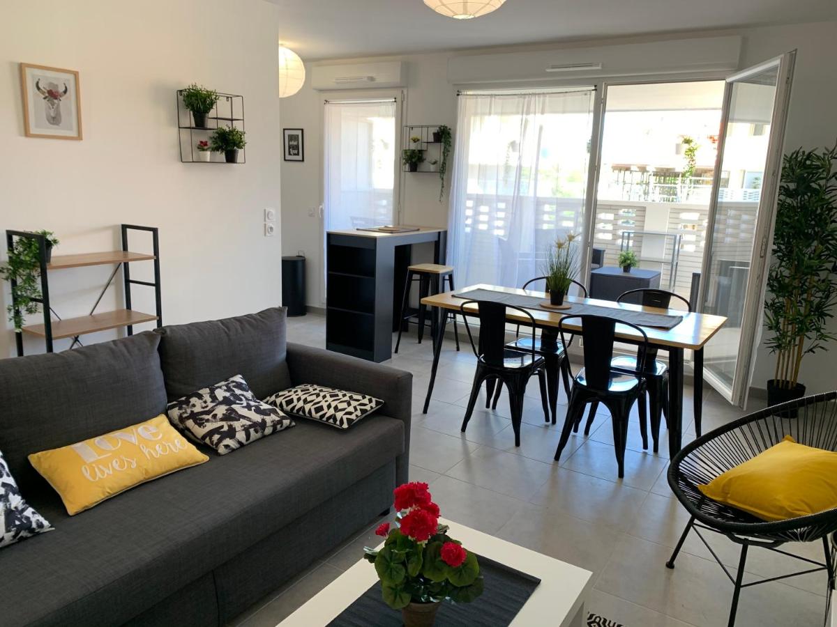 Appart T3 Standing - Clim - Terrasse - 2 Parkings - Ferienwohnung