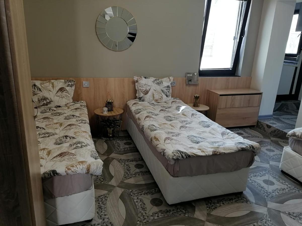 ВЛАД-ДОМ Апартамент за 3-ма с кухня - B&B Vratsa