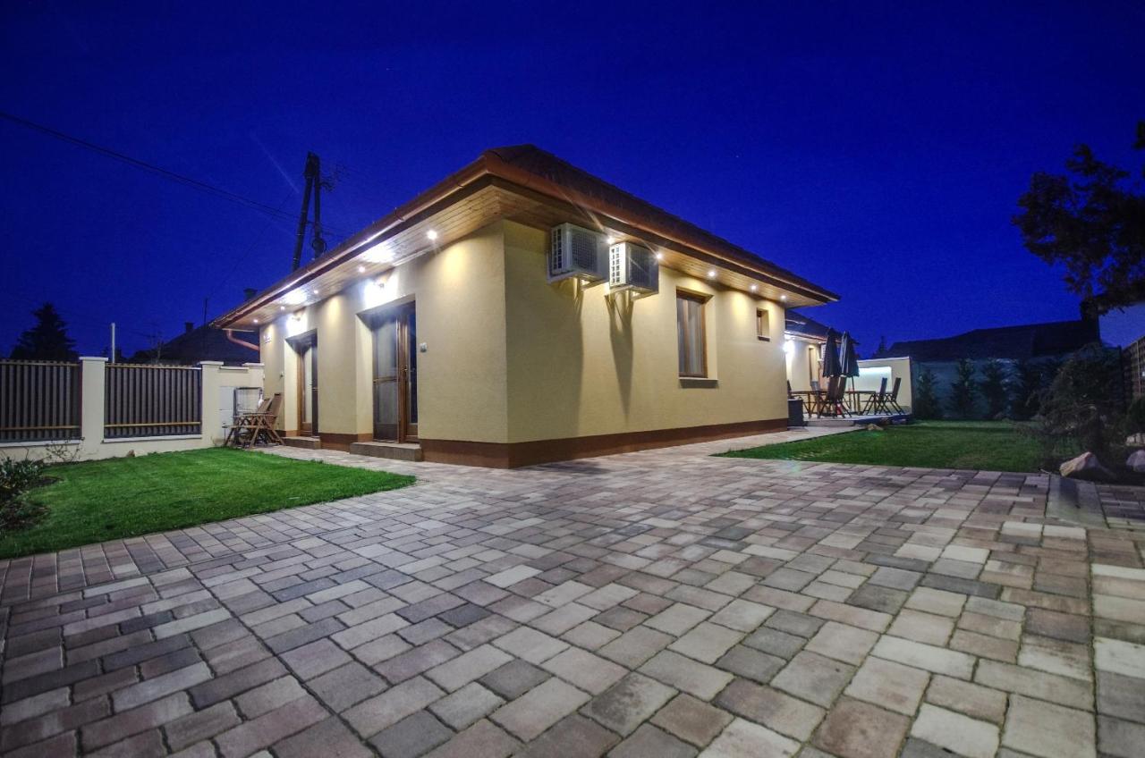 Paradiso Apartmanház - B&B Gyula