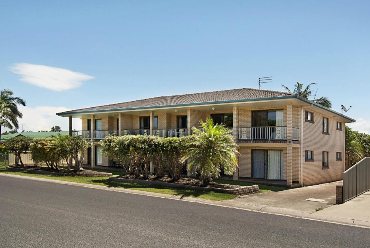 Pacific Palms 1, Unit 1, 9-11 Terrace Street Evans Head - B&B