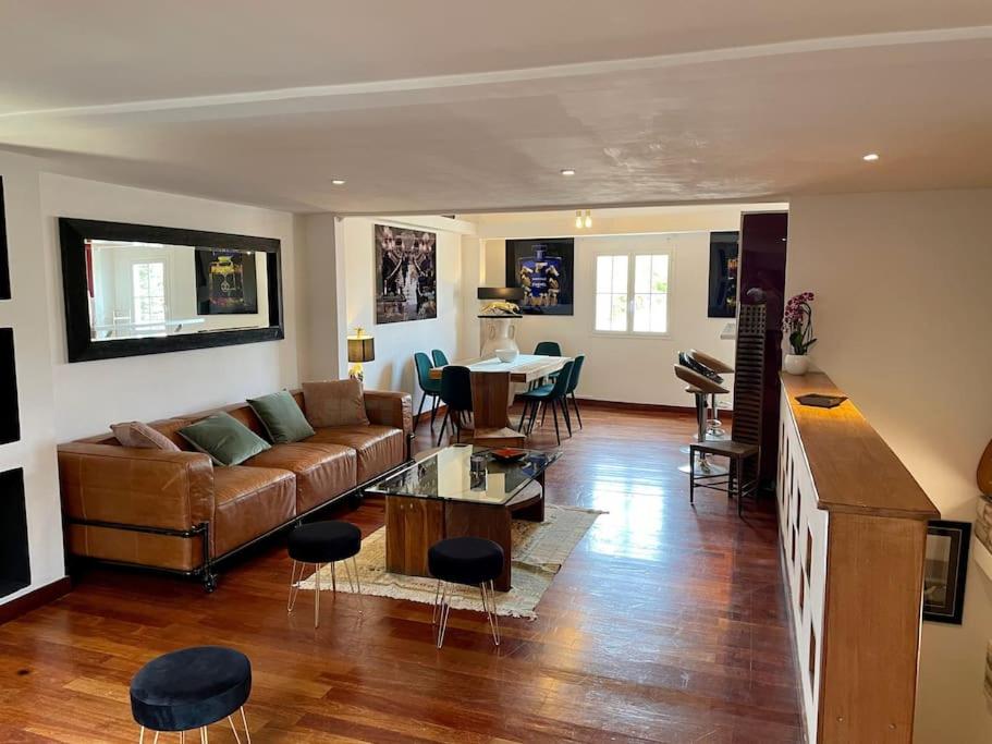 Ravissant loft dans le centre de Saint-Tropez - B&B Saint-Tropez