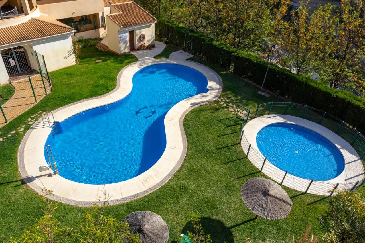 Don Juan apartment with pool in Carvajal by Costarentals - Ref 98 - B&B