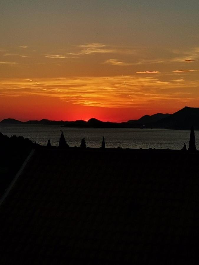 Sunset view New apartment - Chambres d'hôtes Cavtat