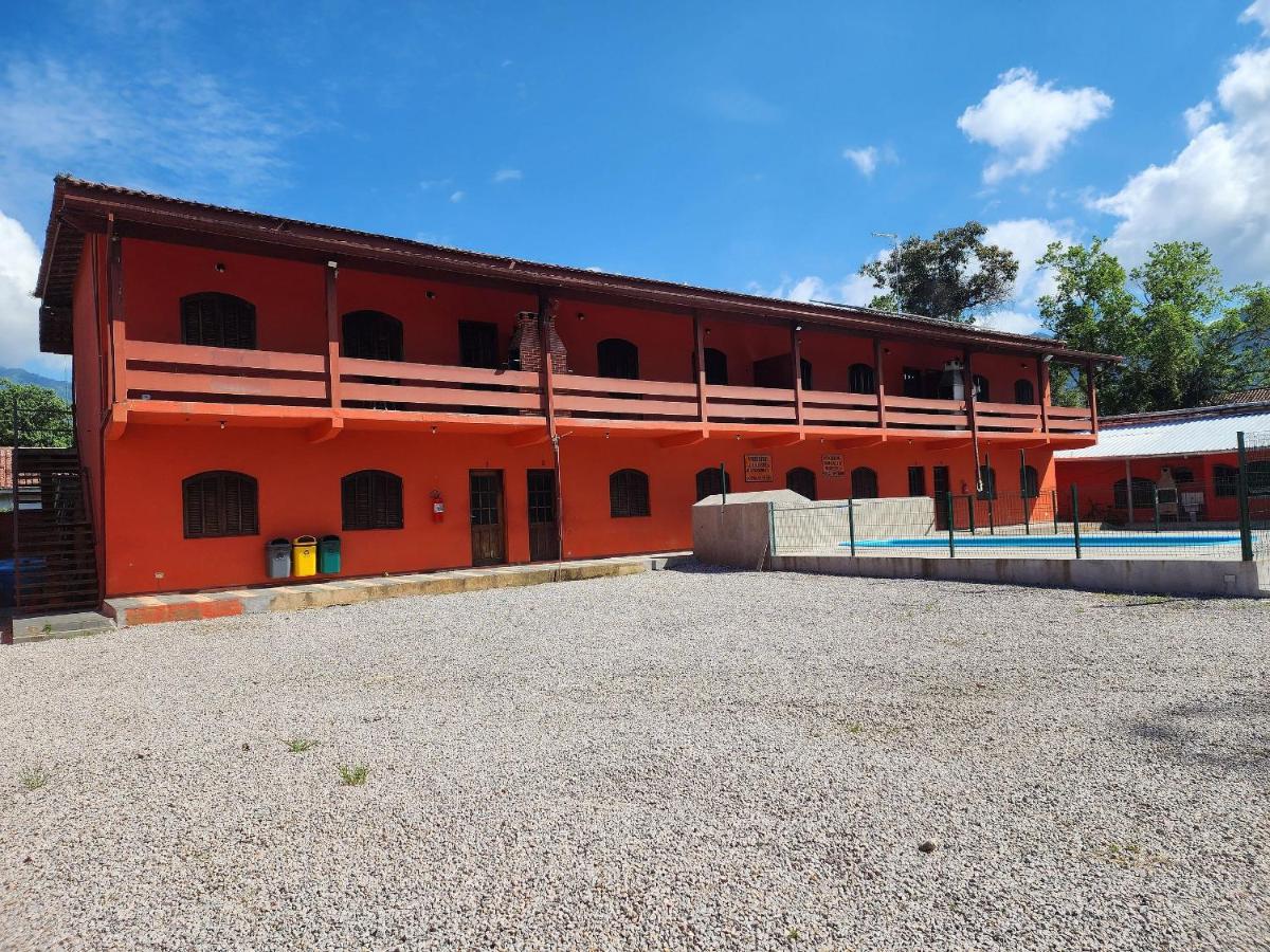 Maranduba Apartamento Marbela 2 — 2 Quartos, Piscina, 2 Quadras do Mar - Chambres d'hôtes Ubatuba