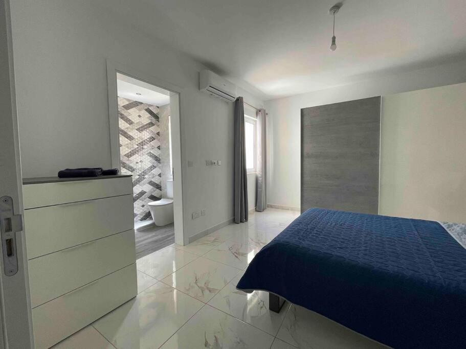 B&B Mellieħa - 2 bedroom Apartment in Mellieha with Sea Views and Close to all Amenities - Bed and Breakfast Mellieħa