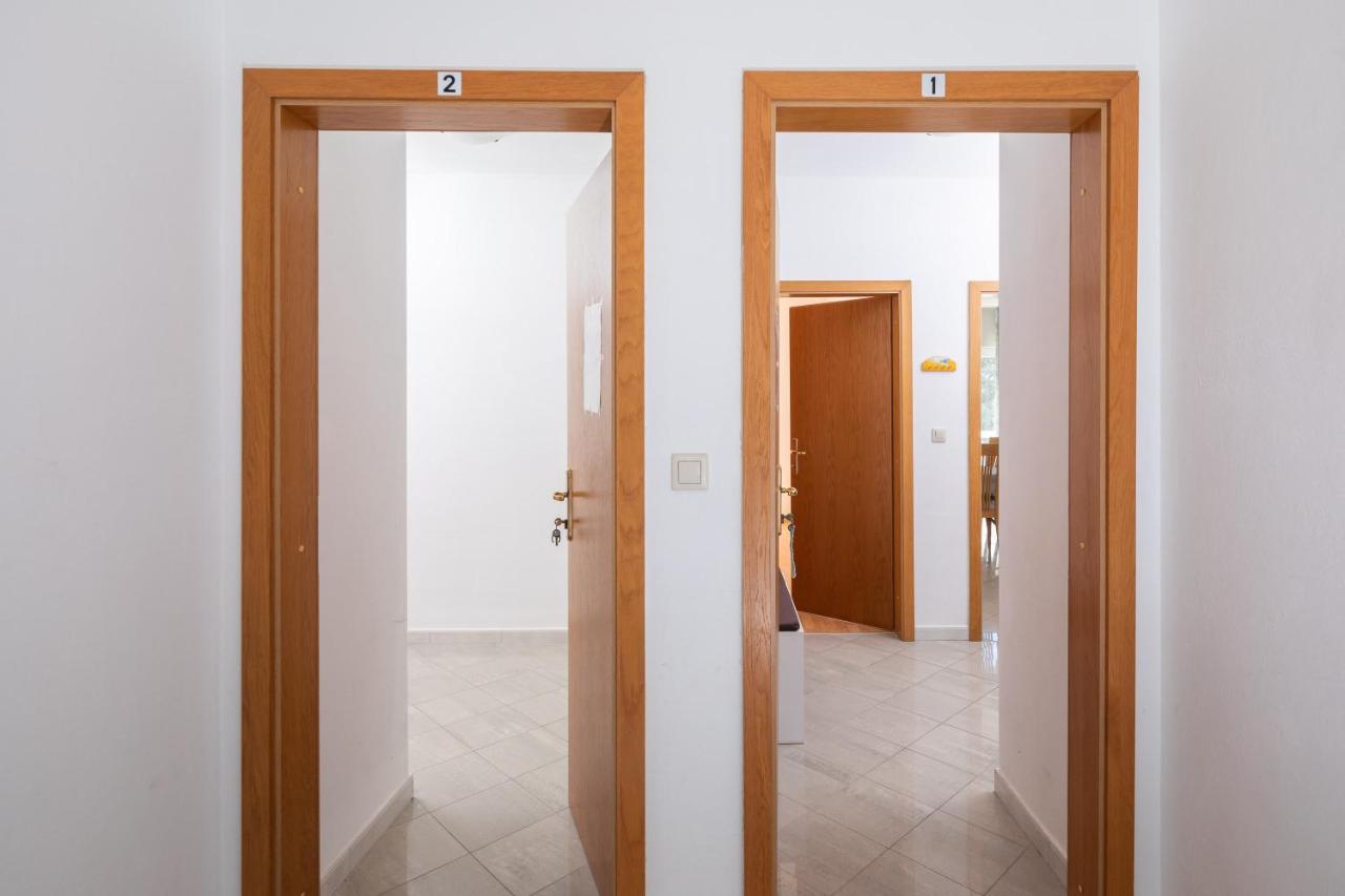 Aqua Vista Apartments - Ferienwohnung Lokva Rogoznica