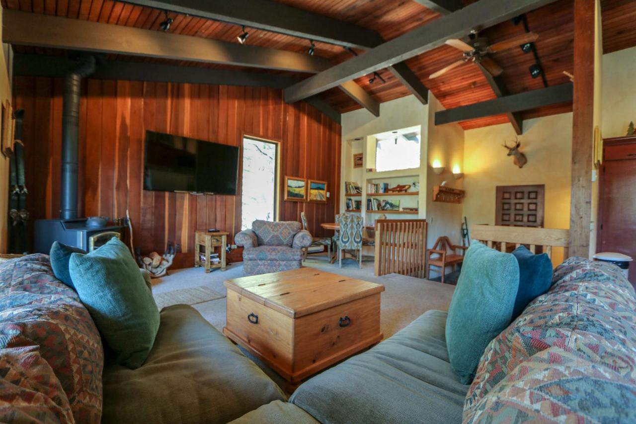 Mammoth West #143 Condo - B&B
