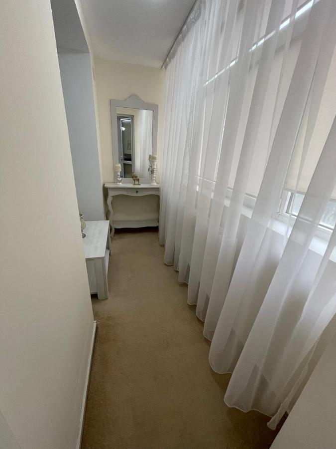 Apartament 2 camere ultracentral - B&B