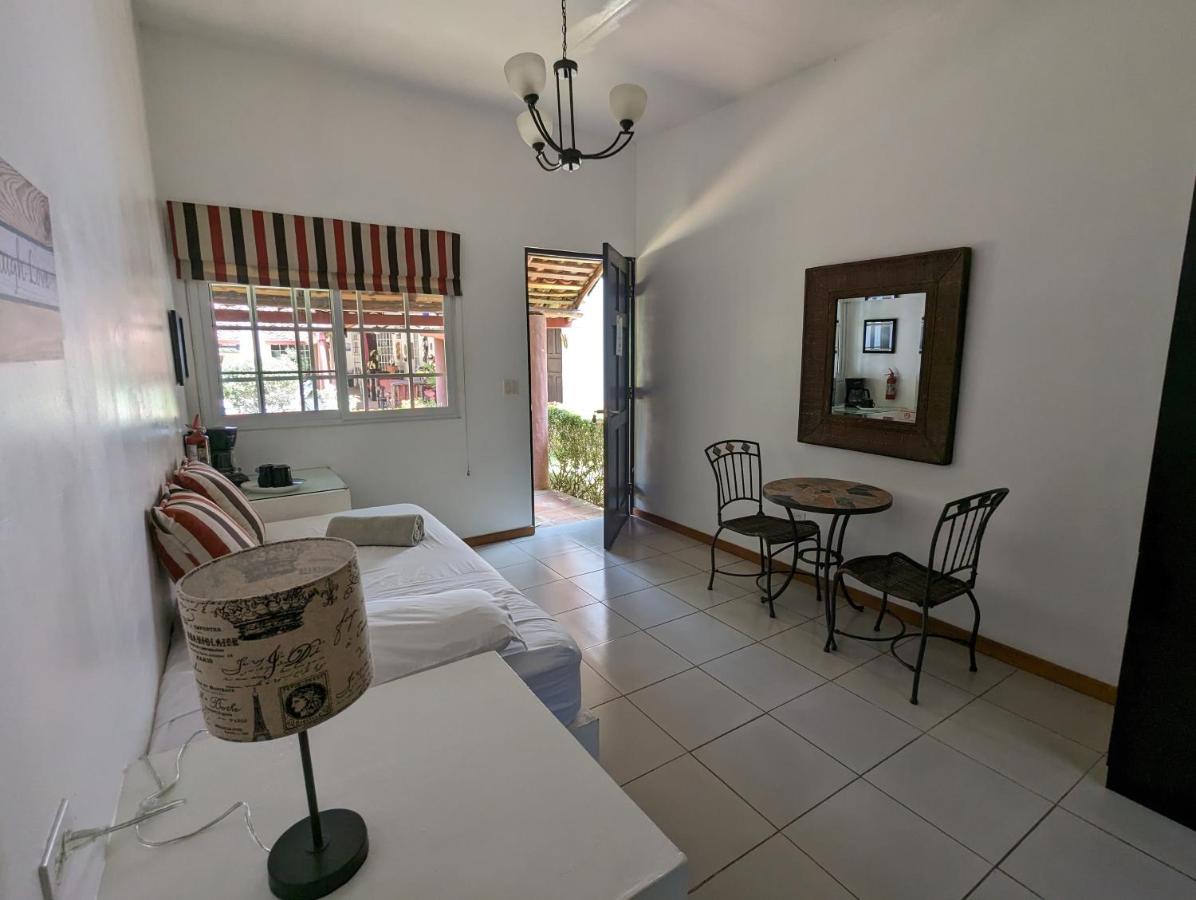 Triple Room with Pool View
