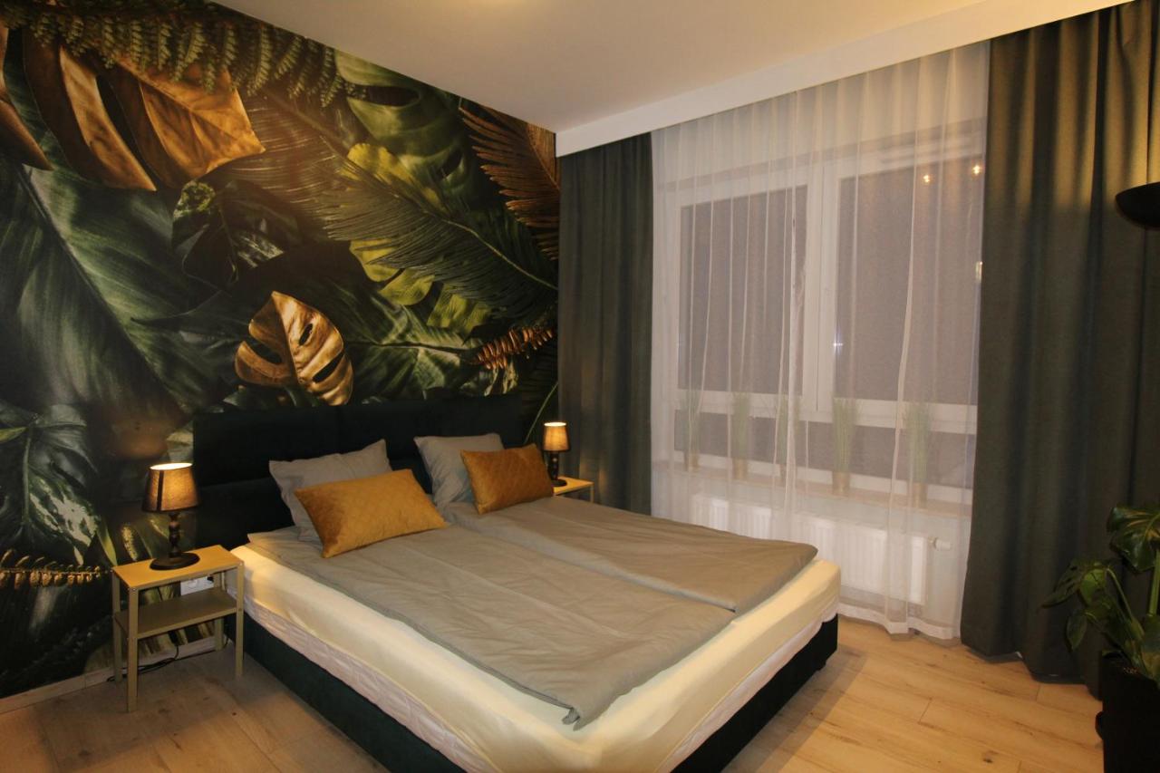 B&B Varsavia - NEW Apartment Mona Warsaw Green - Bed and Breakfast Varsavia