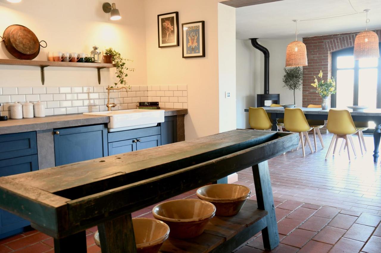 Villa Menaluna - 4-bedroom secluded country house with pool - B&B Rocchetta Palafea