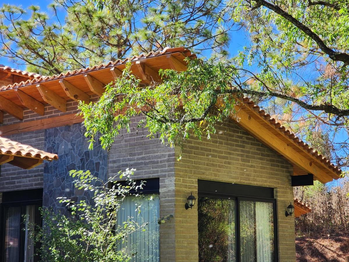Cabaña del Bosque Tapalpa Country Club L7M15 QueridaEstancia - Chambres d'hôtes Tapalpa
