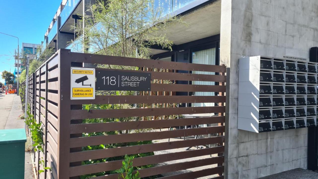 2 Bedroom City Pad with Free Car Park - B&B Christchurch