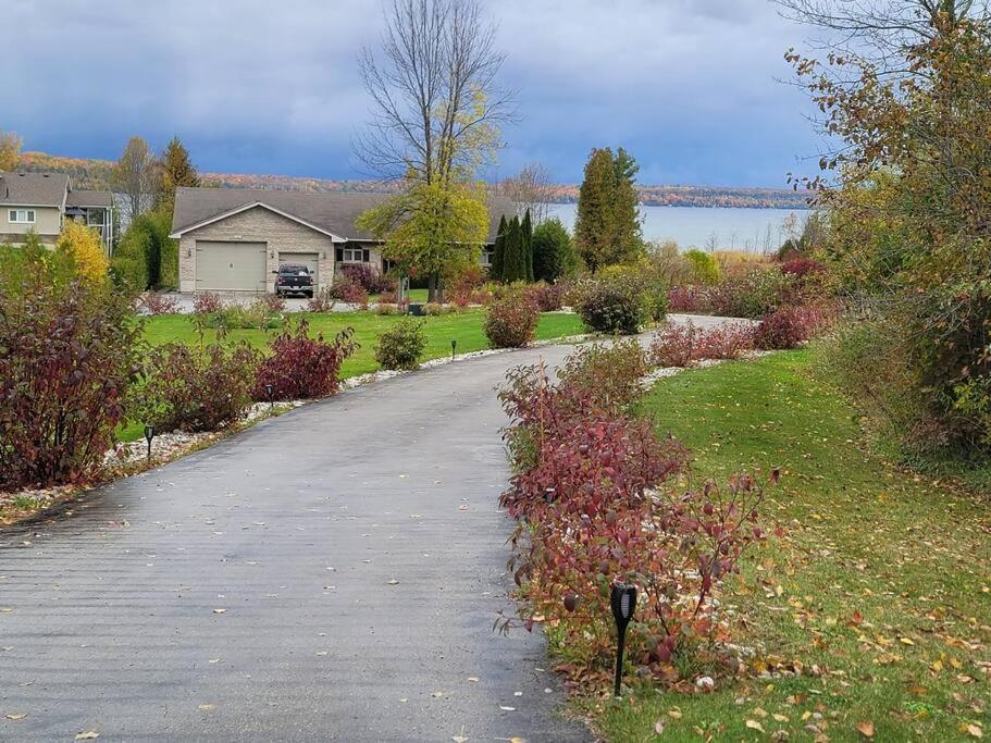 B&B Wiarton - Romeo Resort -Waterfront- - Bed and Breakfast Wiarton