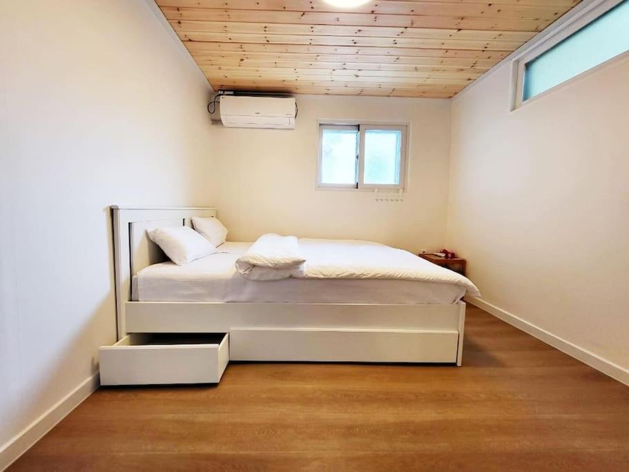 B&B Seoul - Sam House 2 Seochon - Bed and Breakfast Seoul